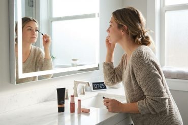 The Ultimate Guide to Choosing Your Perfect Foundation Shade